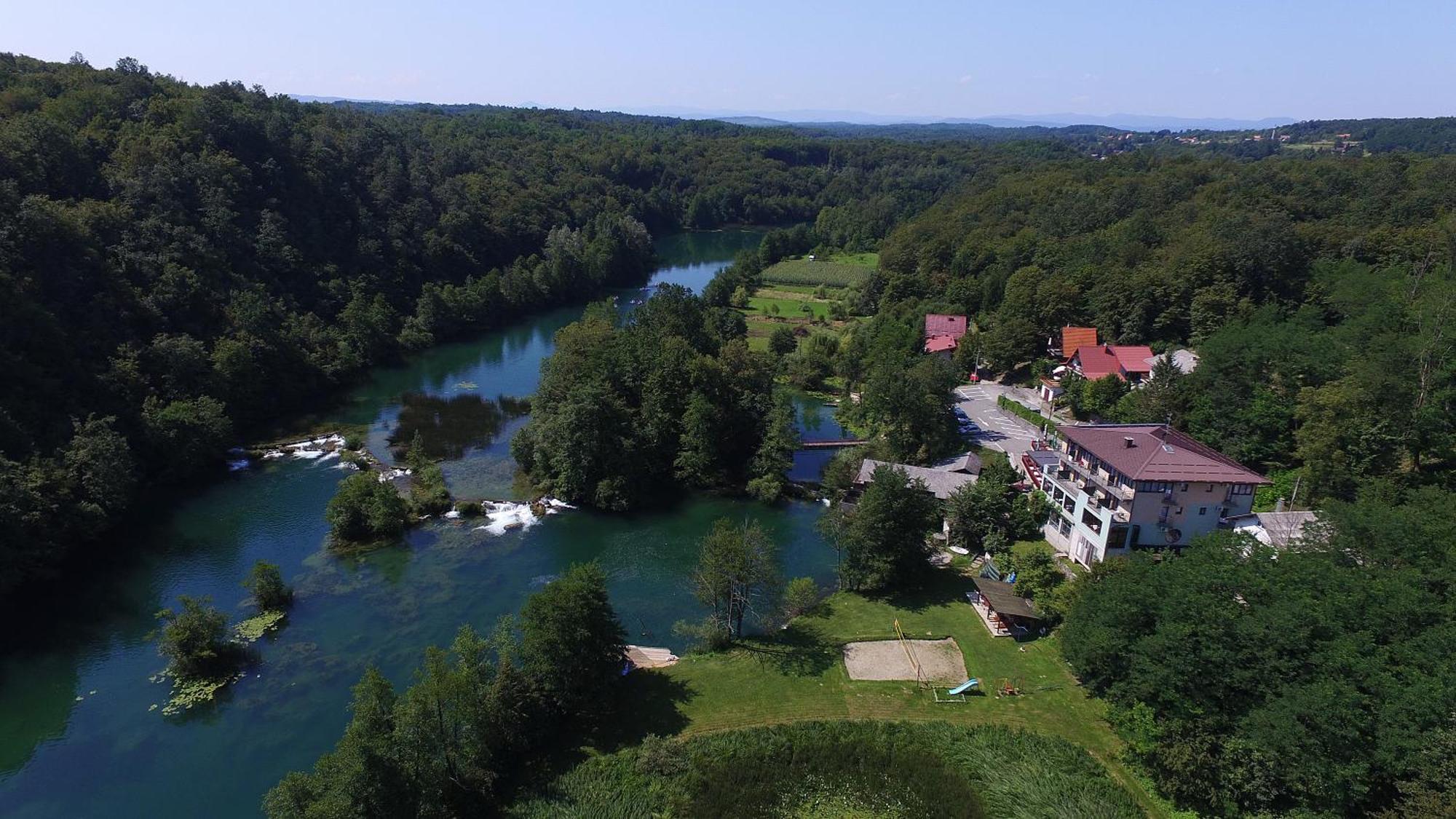 Bed & Breakfast Zeleni Kut Gornji Zvečaj Esterno foto