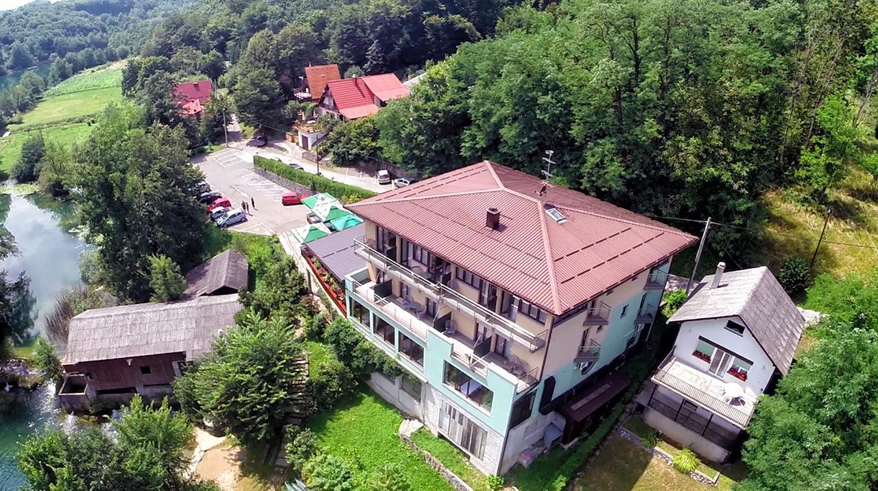 Bed & Breakfast Zeleni Kut Gornji Zvečaj Esterno foto